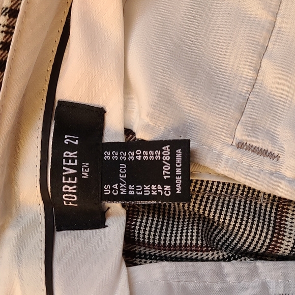 Men's Pants - Picture 3 of 3